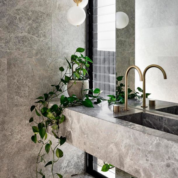 40X61 MARMOL TUNDRA GREY PULIDO MATE 1.5MM GAUDI