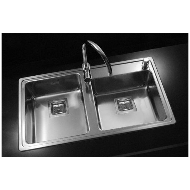 Q085AD QUADRA CON ORIFICIO 85.5X48.2X17.5 - JOHNSON